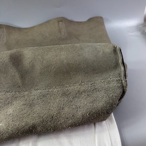 Cuyana Classic Leather Tote Bag Purse in Stone Gray - Picture 11 of 15